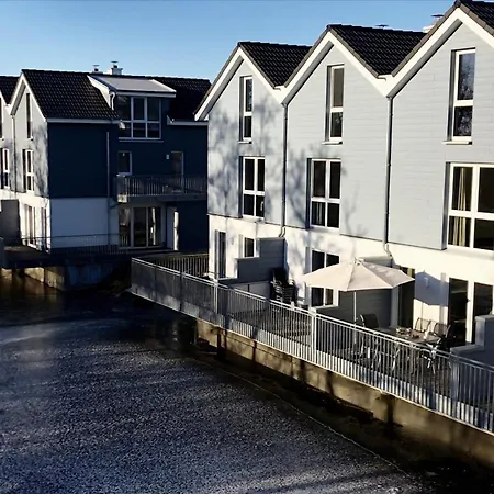 Familienhaus An Der Nordsee - Sauna - Kamin - Suedterrasse Direkt Ueber Dem Wasser Schillig Exterior photo